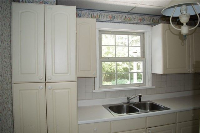 251 Richmond St, Richmond Hill, L4C3Y9 | Image 2