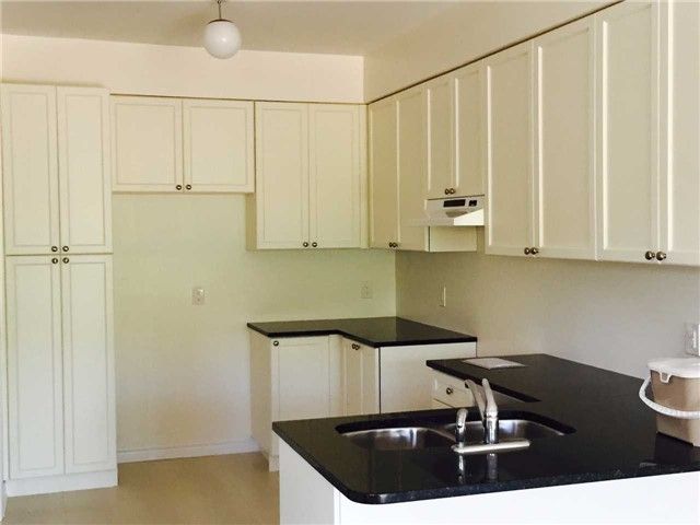 489 Caboto Tr, Markham, L3R2R8 | Image 2