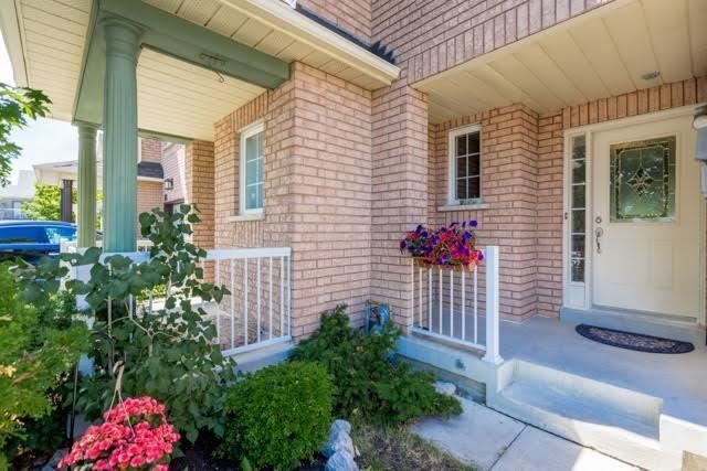 179 Vanguard Rd, Vaughan, L4K5G8 | Image 2