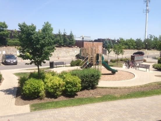 227 - 320 John St, Markham, L3T0B1 | Image 2