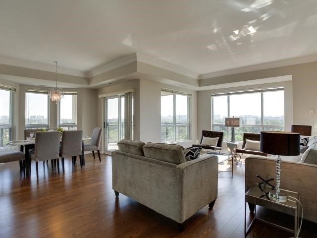 705 - 2 Maison Parc Crt, Vaughan, L4J9K4 | Image 2