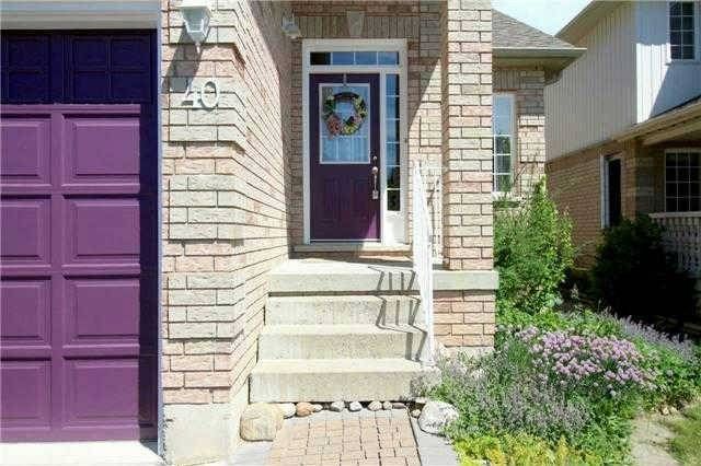 40 Highland Terr, Bradford West Gwillimbury, L3Z3E8 | Image 3