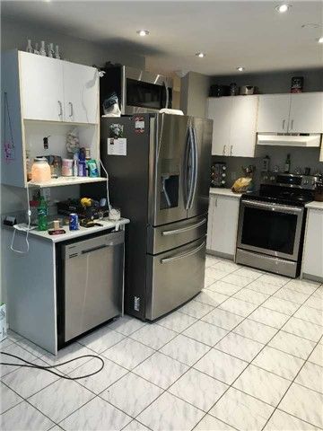 140 Riveredge Dr, Georgina, L4P2P3 | Image 2