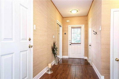 56 Selkirk Dr, Richmond Hill - Langstaff image-0-1