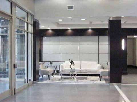 613 - 75 King William Cres, Richmond Hill, L4B0C2 | Image 3