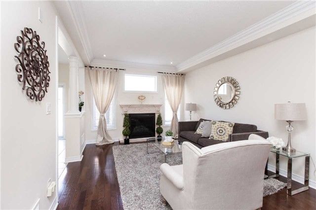 32 Rock Elm Crt, Vaughan, L6A4C2 | Image 3