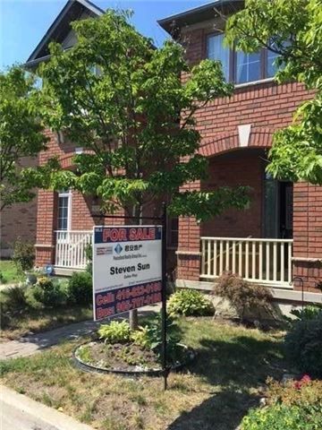 Townhouse sold at 45 Madison Heights Boulevard, Markham, Ontario, L6C2E3 - Berczy - MLS: N3569218
