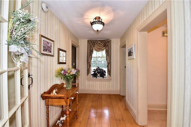 220 Old Yonge St, Aurora, L4G6J6 | Image 3