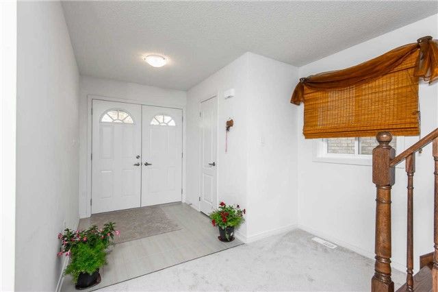 1245 Leslie Dr, Innisfil, L9S2B1 | Image 3