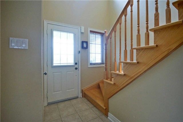 55 Hollybush Dr, Vaughan, L6A2H5 | Image 2