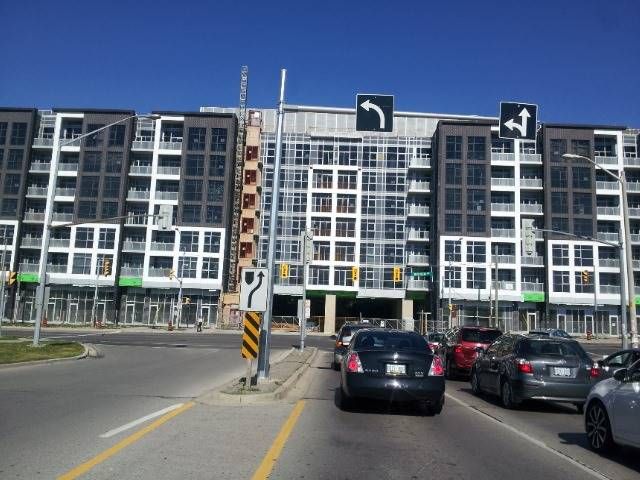 207 - 8763 Bayview Ave, Richmond Hill, L4B3V1 | Image 2