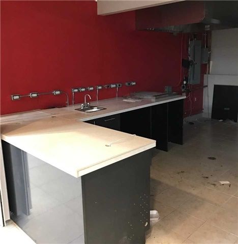 299 - 7181 Yonge St, Markham, L3T0C7 | Image 3