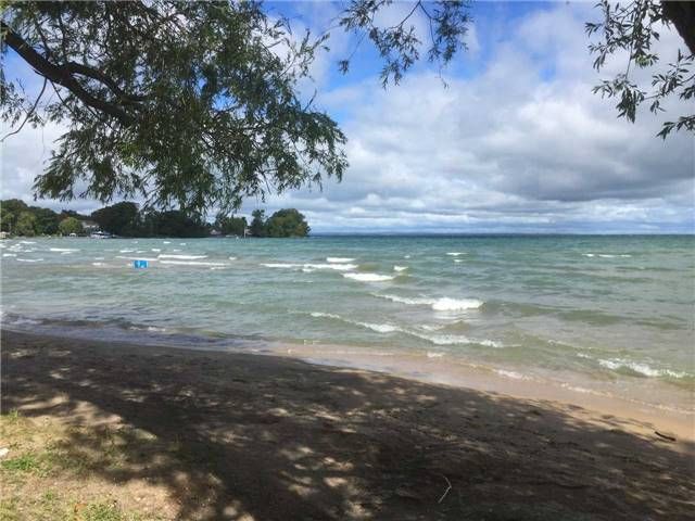 74 De La Salle Blvd, Georgina, L0E1L0 | Image 3