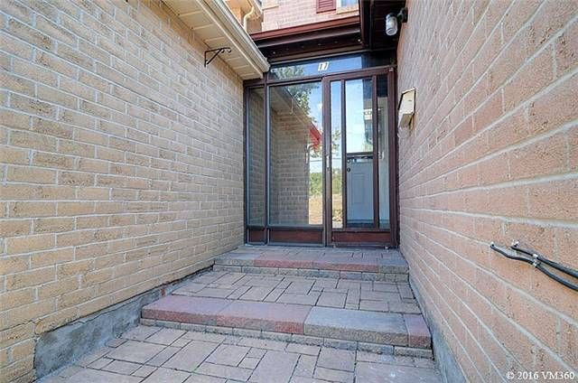 17 Old Wellington St, Markham, L3P5E3 | Image 2