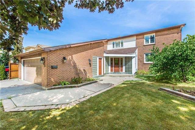 195 Rumble Ave, Richmond Hill, L4C4G5 | Image 2