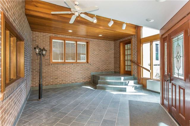 195 Rumble Ave, Richmond Hill, L4C4G5 | Image 3