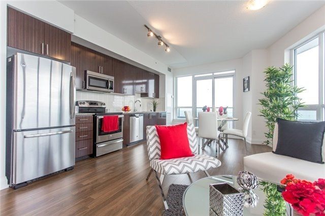 Lph1-15 - 7161 Yonge St, Markham, L3T0C8 | Image 2