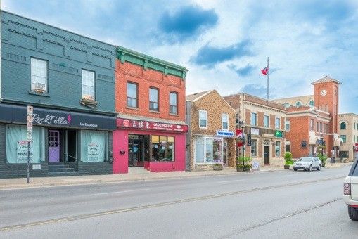 15229 Yonge St, Aurora, L4G1L8 | Image 2