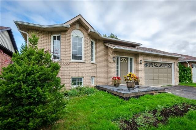 94 Prospect St, New Tecumseth - Beeton image-0-0
