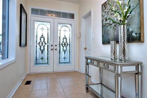 158 Worthington Ave, Richmond Hill, L4E4N7 | Image 2