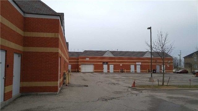 12 - 9688 Leslie St, Richmond Hill, L4B3C4 | Image 2