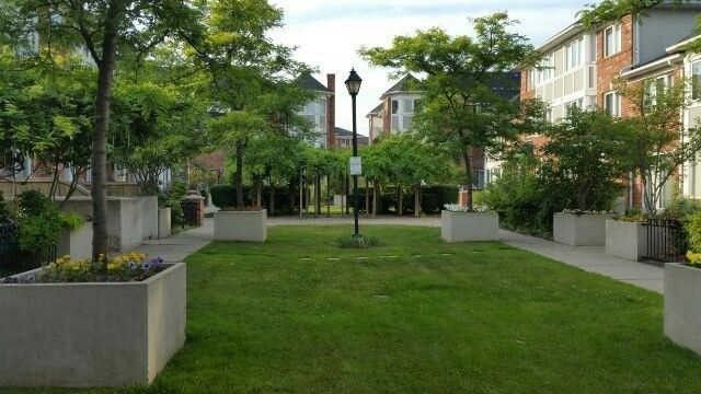 154 - 18 Clark Ave W, Vaughan, L4J8H1 | Image 2