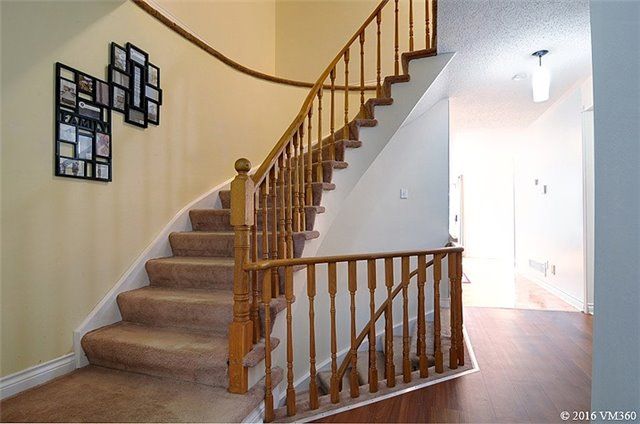 17 Old Wellington St, Markham, L3P5E3 | Image 3