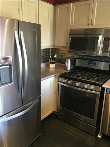 284 Pinnacle Tr, Aurora, L4G 7G2 | Image 3