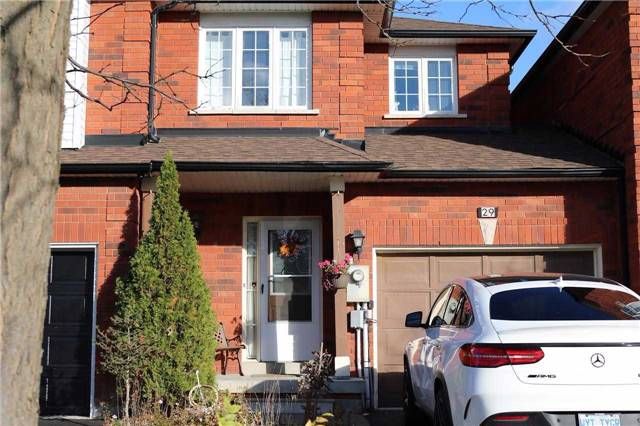 29 Breezeway Cres, Richmond Hill, L4S1V7 | Image 2