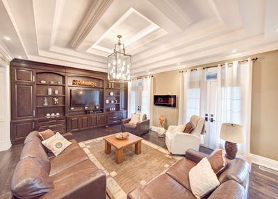 20111 Bathurst St, East Gwillimbury - Holland Landing image-0-1