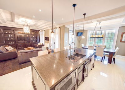 20111 Bathurst St, East Gwillimbury - Holland Landing image-0-4