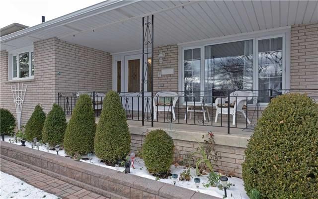 Detached House sold at 30 John Dexter Place, Markham, Sherwood-Amberglen, L3P3G1 - MLS: N3661061