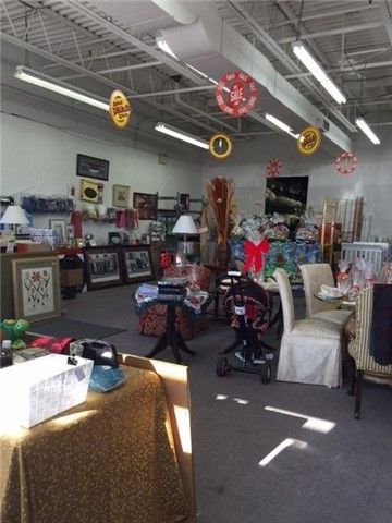 2A - 3300 Steeles Ave W, Vaughan, L4K2Y4 | Image 2