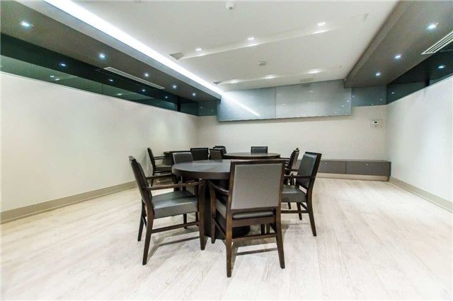 Room2