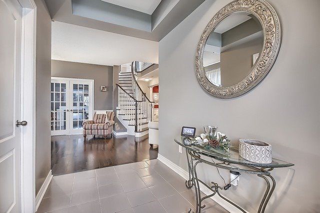 67 Jewelwing Crt, Bradford West Gwillimbury, L3Z 0N7 | Image 3