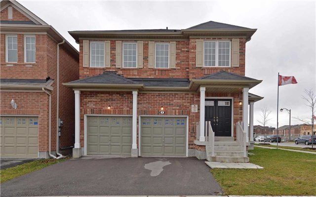2 Horn St, Whitchurch-Stouffville, L4A0X9 | Image 2