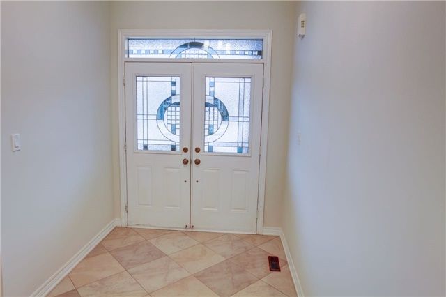 76 Ivy Glen Dr, Vaughan, L6A0P2 | Image 2