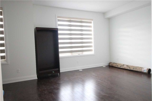 55 Village Pkwy, Markham, L3R4K7 | Image 3