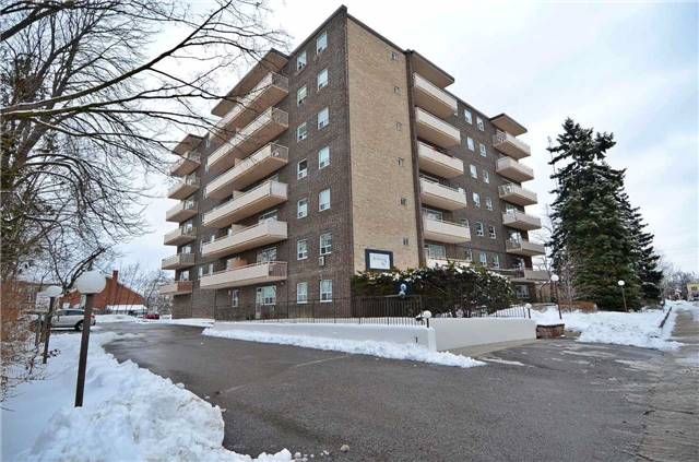 603 - 67 Richmond St, Richmond Hill, L4C3Y3 | Image 2