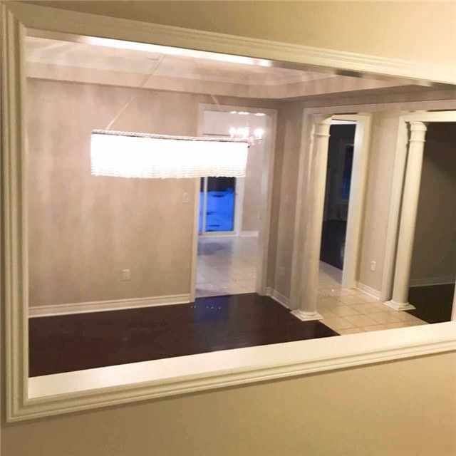 396 Grand Trunk Ave, Vaughan, L6A0T4 | Image 2