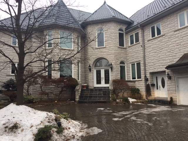 206 Arnold Ave, Vaughan, L4G1B9 | Image 2