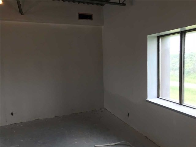 2nd Fl - 5781 Highway 7 W, Vaughan, L4L1T7 | Image 2