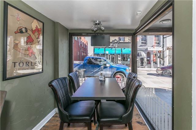 200 Main St S, Newmarket, L3Y3Z3 | Image 2