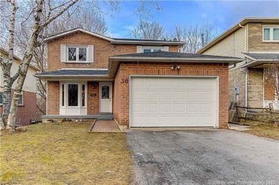 Detached House sold at 30 Misty Moor Drive, Richmond Hill, South Richvale, L4C6R1 - MLS: N3694038