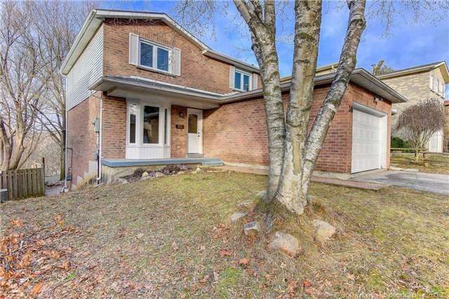 Detached House sold at 30 Misty Moor Drive, Richmond Hill, South Richvale, L4C6R1 - MLS: N3694038