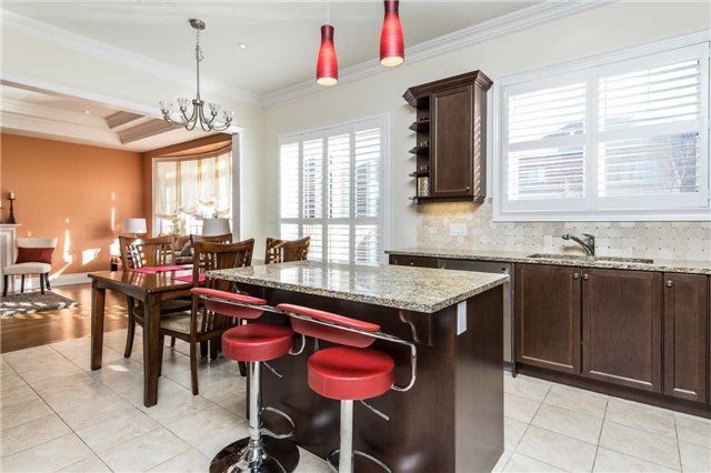 37 Venkata Dr, Vaughan, L4H3X9 | Image 2