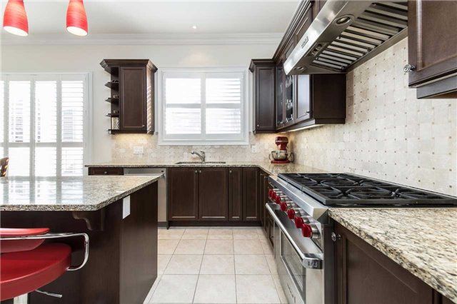 37 Venkata Dr, Vaughan, L4H3X9 | Image 3