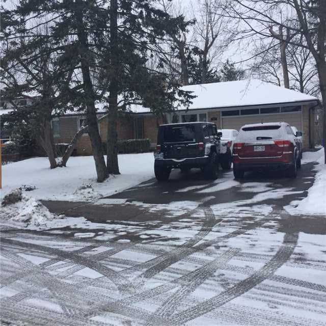 281 Kerrybrook Dr, Richmond Hill, L4C3R2 | Image 3