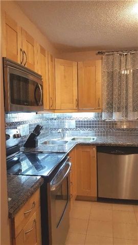 202 - 7451 Yonge St, Markham, L3T2B4 | Image 2