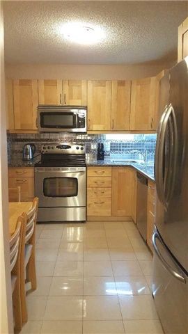 202 - 7451 Yonge St, Markham, L3T2B4 | Image 3